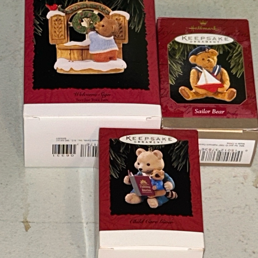 3 Hallmark Keepsake Bear Ornaments In Boxes